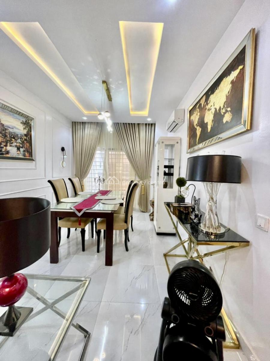 Good Deal! Exquisite 2 Bedroom Apartment, Spar Road. ( Serene , Secure and Beautiful Estate) No Flood!, Ikate, Lekki, Lagos, Flat / Apartment for Sale