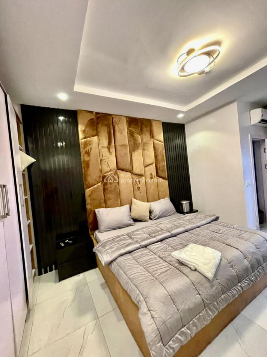 Good Deal! Exquisite 2 Bedroom Apartment, Spar Road. ( Serene , Secure and Beautiful Estate) No Flood!, Ikate, Lekki, Lagos, Flat / Apartment for Sale