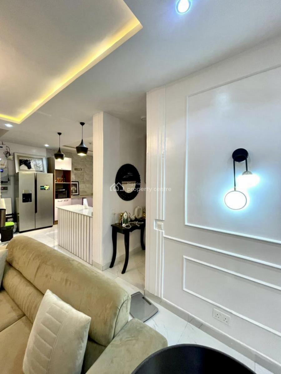 Good Deal! Exquisite 2 Bedroom Apartment, Spar Road. ( Serene , Secure and Beautiful Estate) No Flood!, Ikate, Lekki, Lagos, Flat / Apartment for Sale