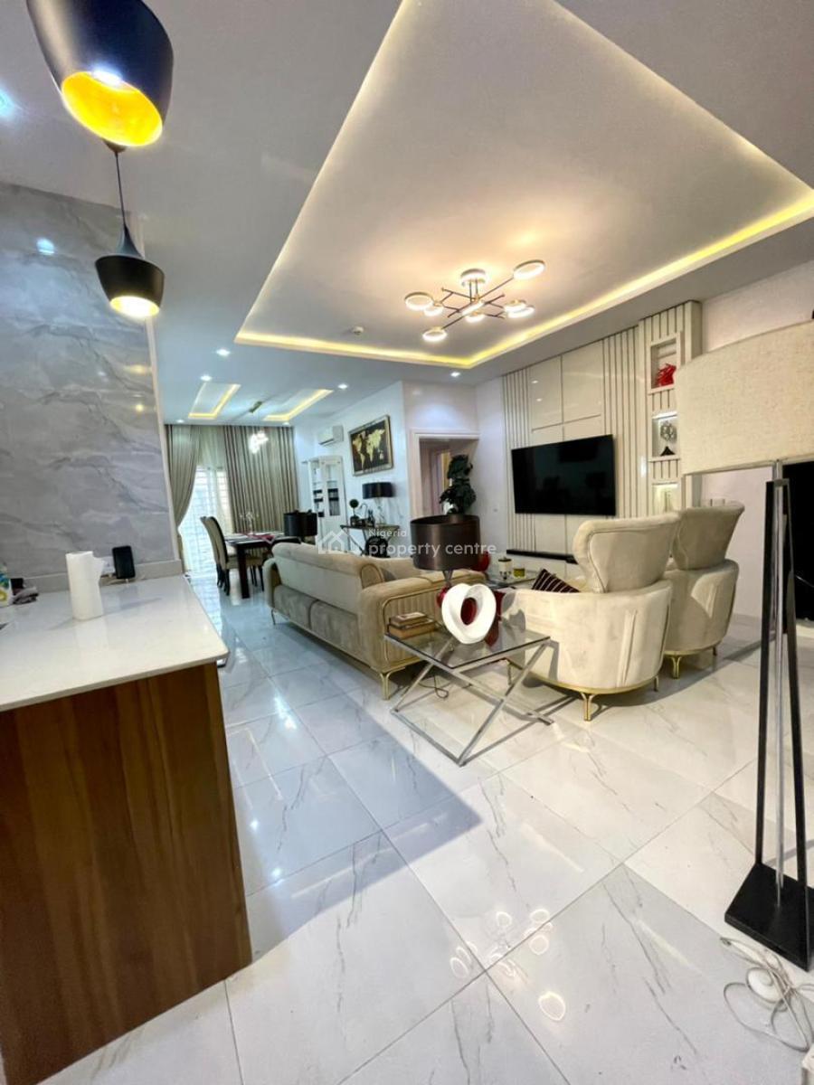Good Deal! Exquisite 2 Bedroom Apartment, Spar Road. ( Serene , Secure and Beautiful Estate) No Flood!, Ikate, Lekki, Lagos, Flat / Apartment for Sale