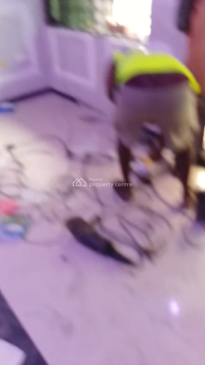 Executive 3brm, Ago Palace, Isolo, Lagos, Flat / Apartment for Rent