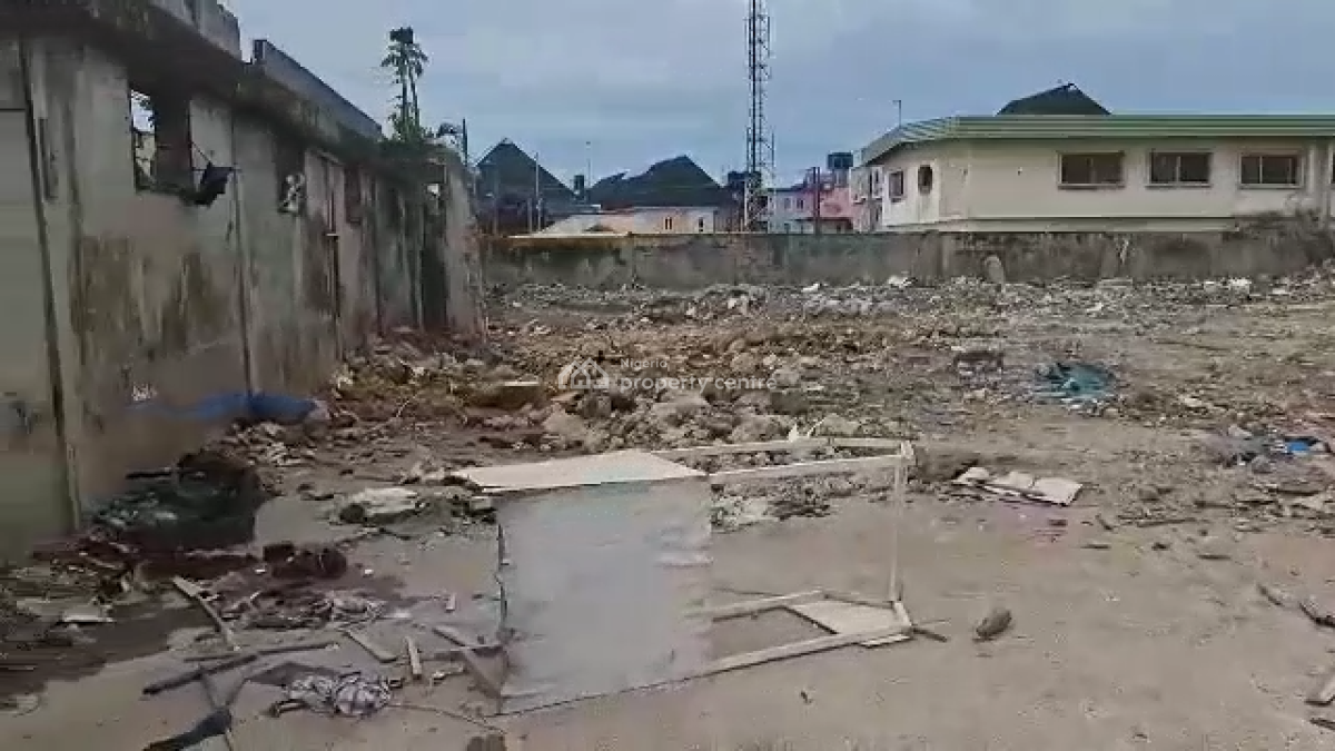 Commercial  Conerpiece 3 Plot, Ago Palace, Isolo, Lagos, Land for Sale