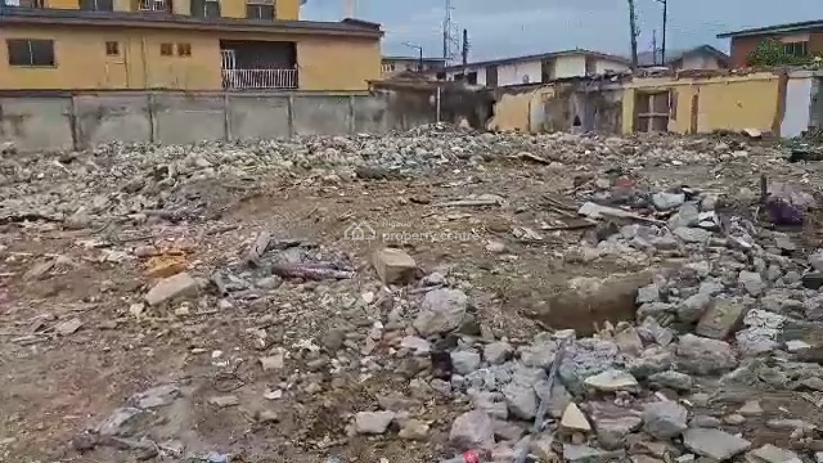 Commercial  Conerpiece 3 Plot, Ago Palace, Isolo, Lagos, Land for Sale