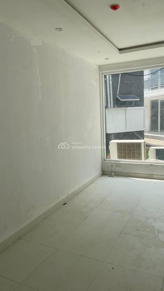 C5 Shop Space Ground Floor 20 Sqm, Ogombo, Ajah, Lagos. By Chaplin Court Lekki Scheme Ii, Ogombo, Ajah, Lagos, Shop for Rent