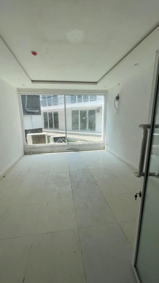 C5 Shop Space Ground Floor 20 Sqm, Ogombo, Ajah, Lagos. By Chaplin Court Lekki Scheme Ii, Ogombo, Ajah, Lagos, Shop for Rent