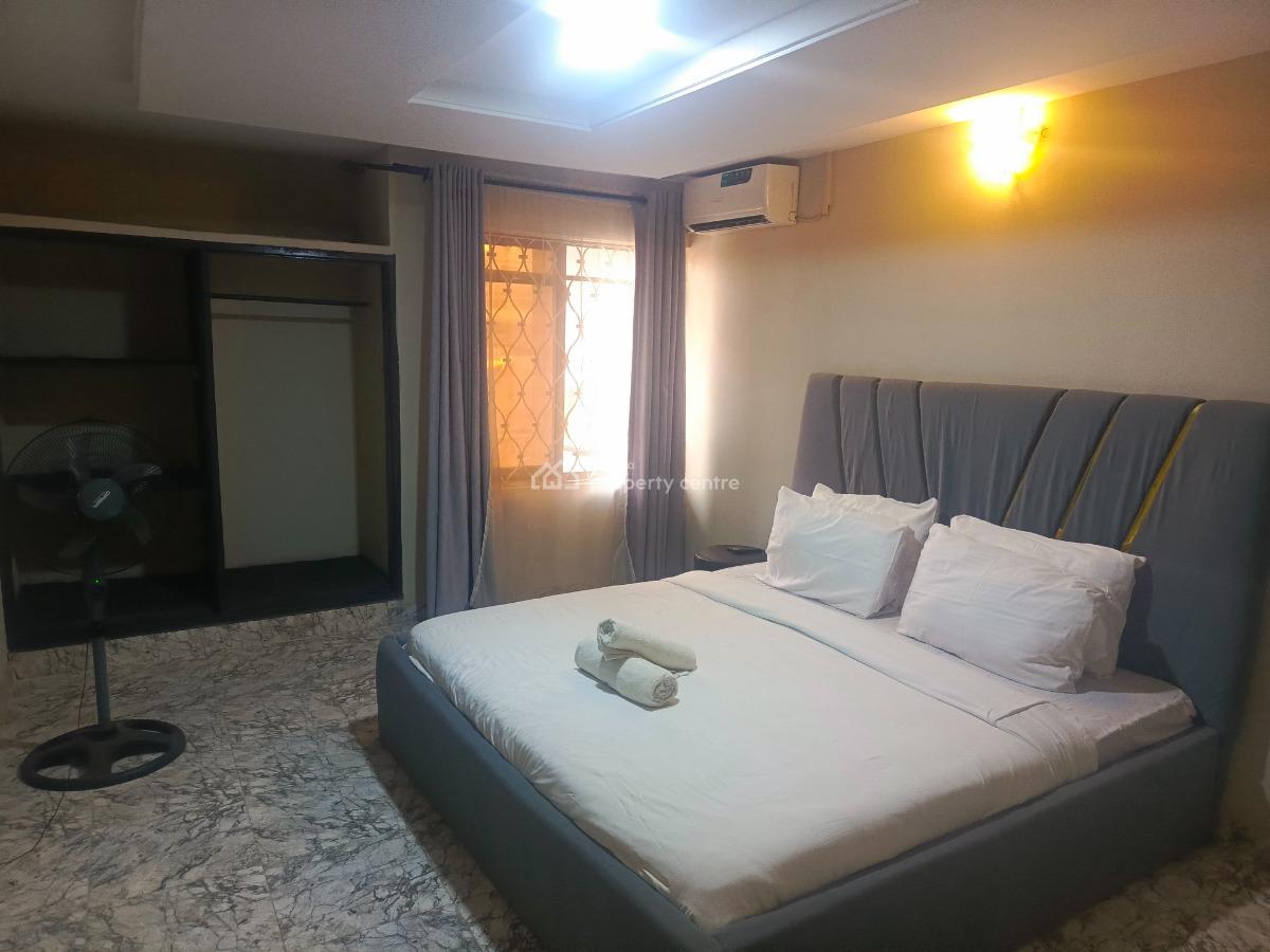 Quality Budget Three Bedroom Apartments, Felele Rab, Felele Layout, Ibadan, Oyo, Flat / Apartment Short Let