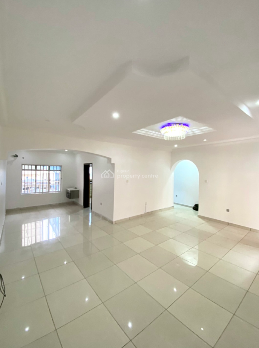 Luxury Spacious 2 Bedroom Apartment on First Floor (upstairs), Bera Estate, Chevron Drive, Chevron, Lekki, Lagos, Flat / Apartment for Rent