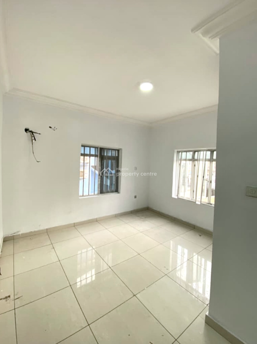 Luxury Spacious 2 Bedroom Apartment on First Floor (upstairs), Bera Estate, Chevron Drive, Chevron, Lekki, Lagos, Flat / Apartment for Rent