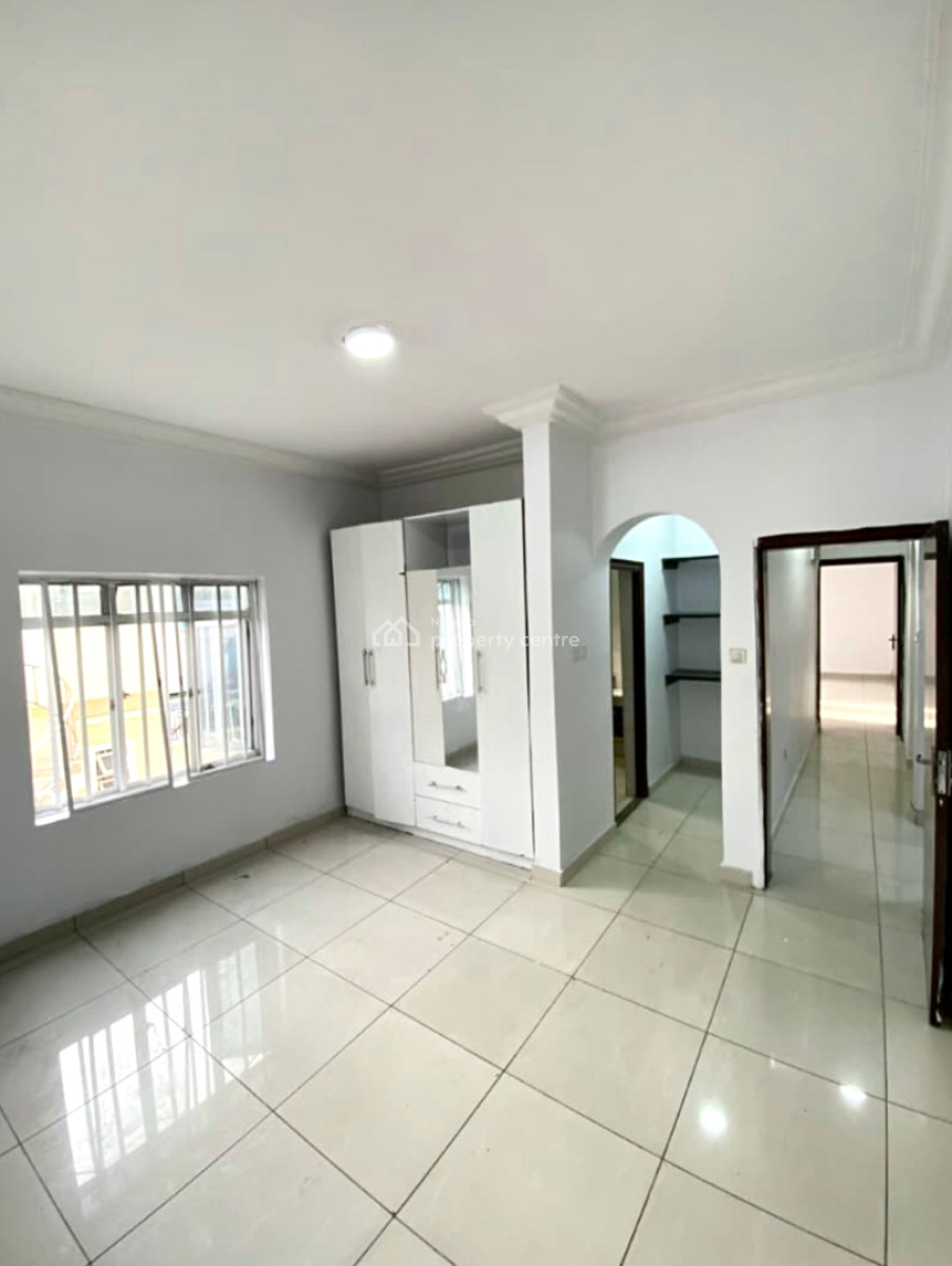 Luxury Spacious 2 Bedroom Apartment on First Floor (upstairs), Bera Estate, Chevron Drive, Chevron, Lekki, Lagos, Flat / Apartment for Rent