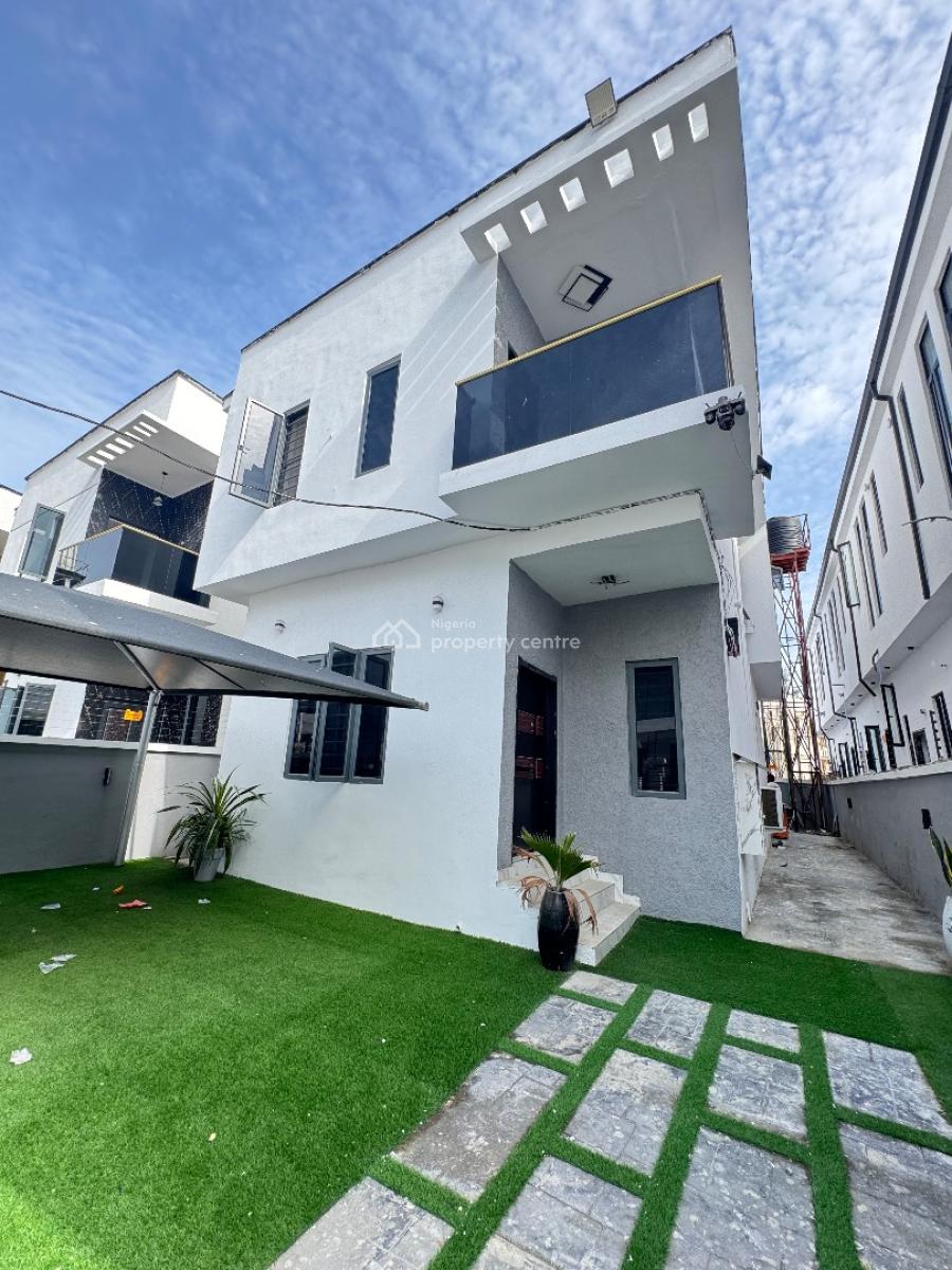 Super Distress 4bedroom Detached Duplex with Bq, Ikota, Lekki, Lagos, Detached Duplex for Sale