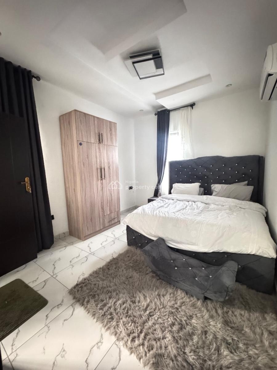 Super Distress 4bedroom Detached Duplex with Bq, Ikota, Lekki, Lagos, Detached Duplex for Sale