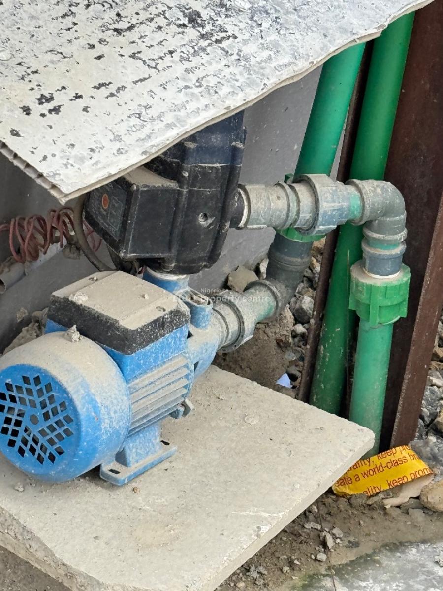 Super Distress 4bedroom Detached Duplex with Bq, Ikota, Lekki, Lagos, Detached Duplex for Sale