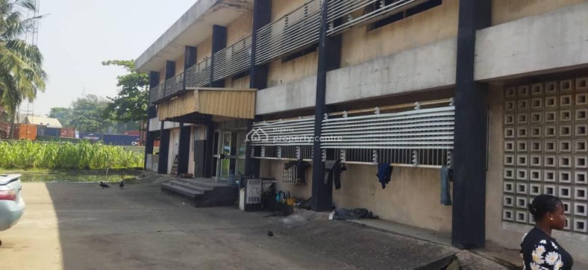Warehouse on 2 Acres( 8,800msq) of Land at Onitiri Off Eric Moore Suru, Eric Moore, Surulere, Lagos, Warehouse for Sale