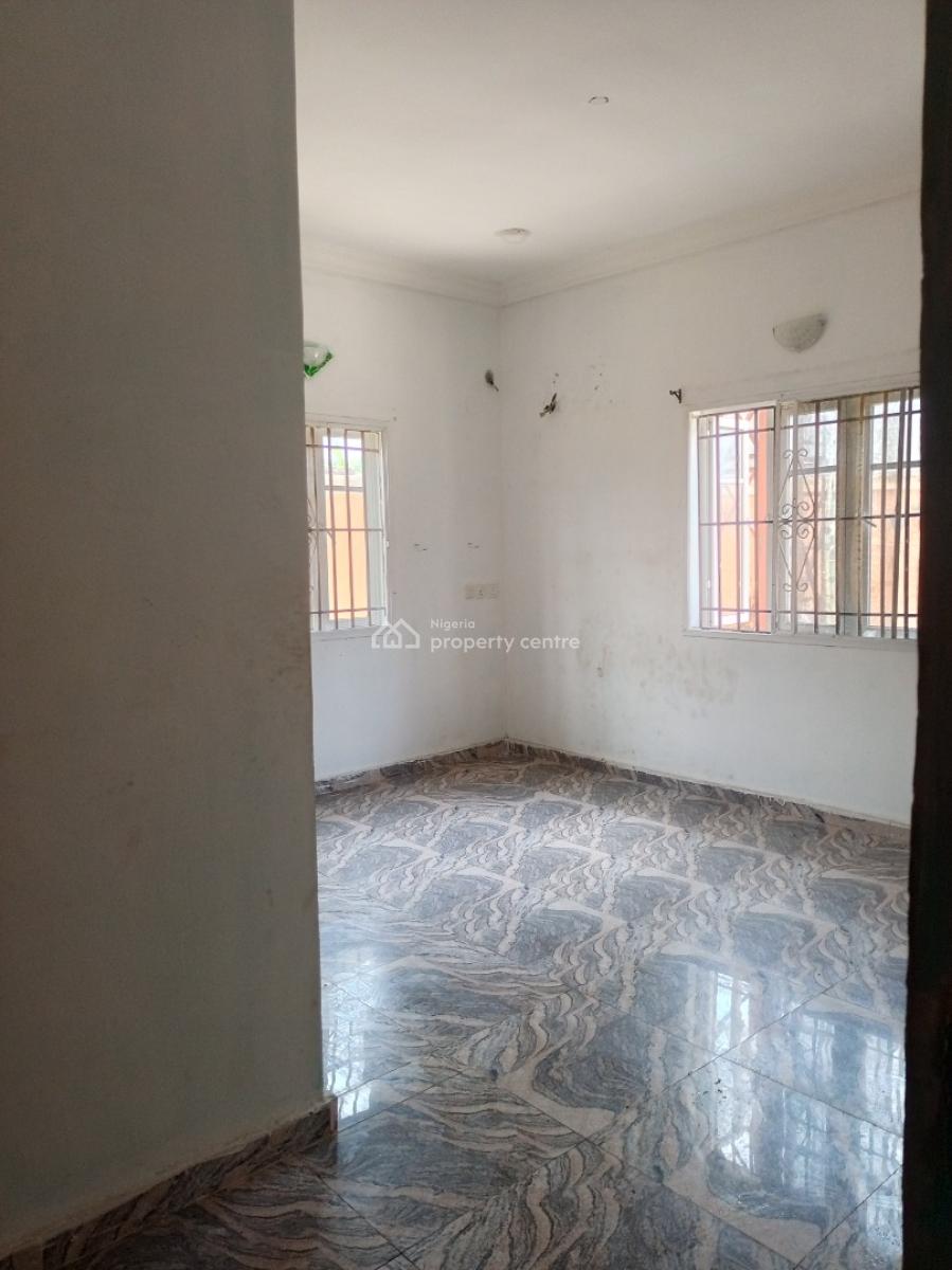 Refurbished 3 Bedroom Luxury Apartment, Phase 2 Mini Estate, Oribanwa, Ibeju Lekki, Lagos, Flat / Apartment for Rent