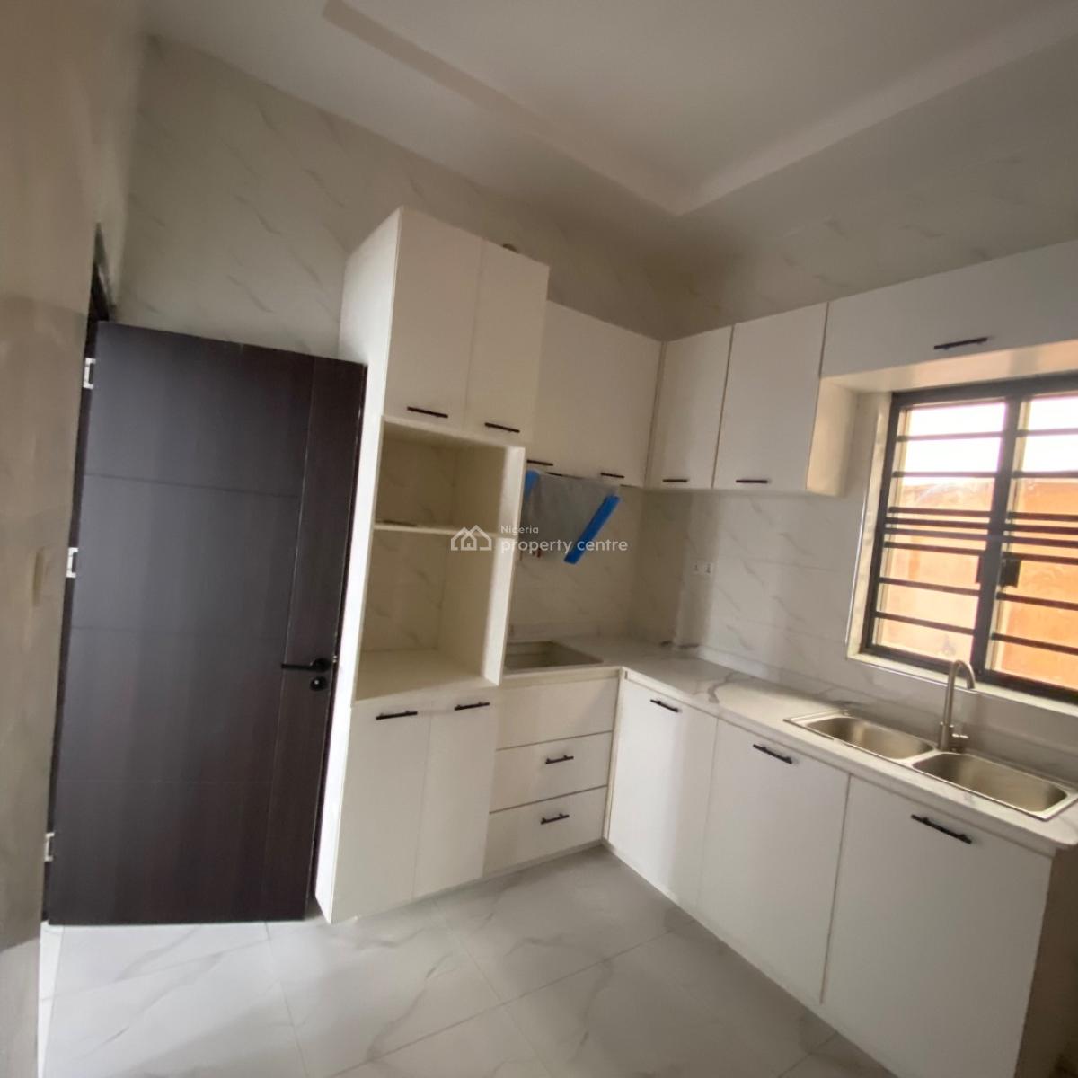 New Standard 3bedroom Apartment in a Secure Gated Environment Surulere, Masha, Kilo, Surulere, Lagos, Flat / Apartment for Sale