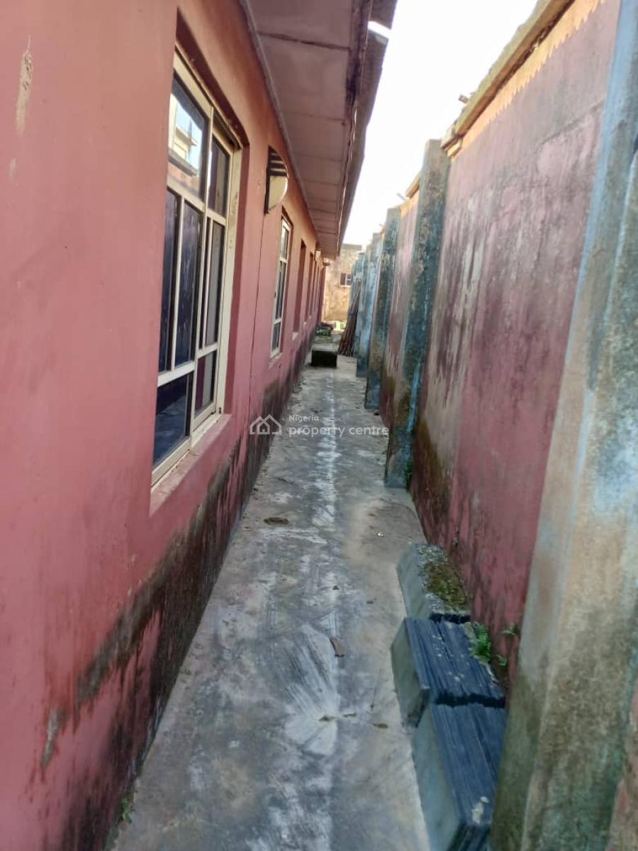 Spacious 2 Bedroom Flat, Charity Estate, Igbo-olomu Off Owutu Ishawo Road, Isawo, Ikorodu, Lagos, House for Rent