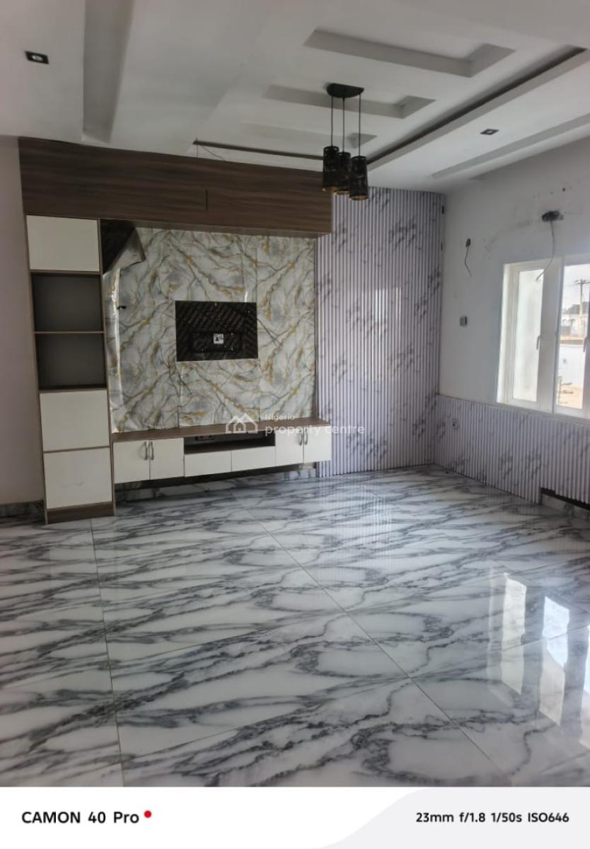 2bedroom Flat, Iya Bovas Akala Akobo, Ibadan, Oyo, Flat / Apartment for Rent