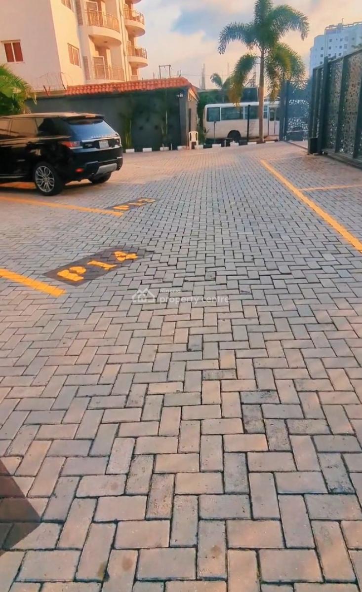 Fully Furnished Top-notch 4 Bedrooms Apartment, Banana Island Road,ikoyi Lagos., Ikoyi, Lagos, Flat / Apartment for Rent