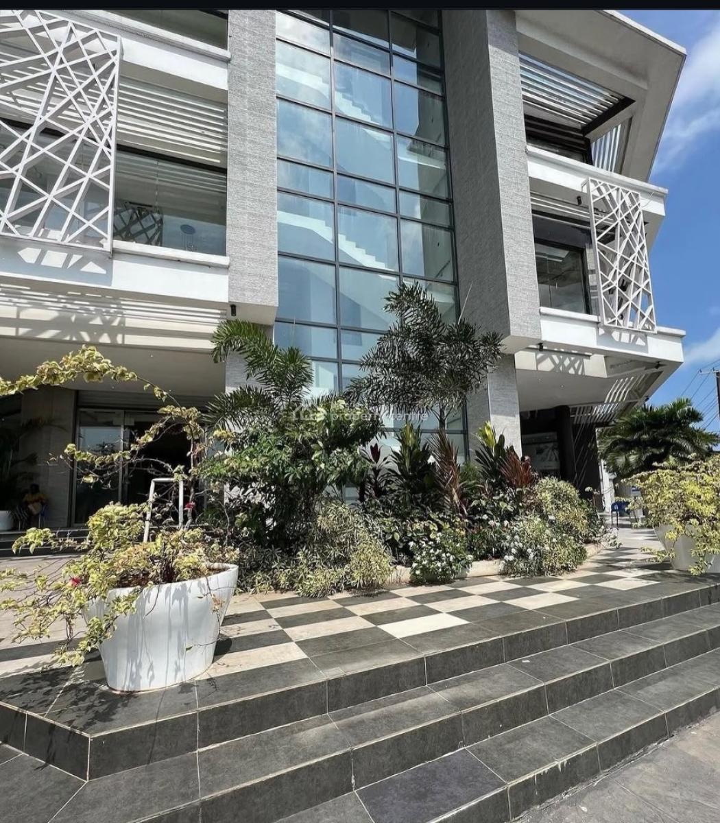 Shop Space in a Strategic Location, Lekki, Lekki Phase 1, Lekki, Lagos, Shop for Rent