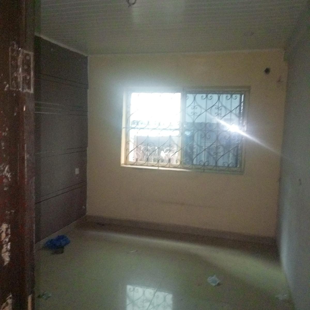 Mini 2 Bedroom Flat Upstairs, Kilo, Surulere, Lagos, Flat / Apartment for Rent
