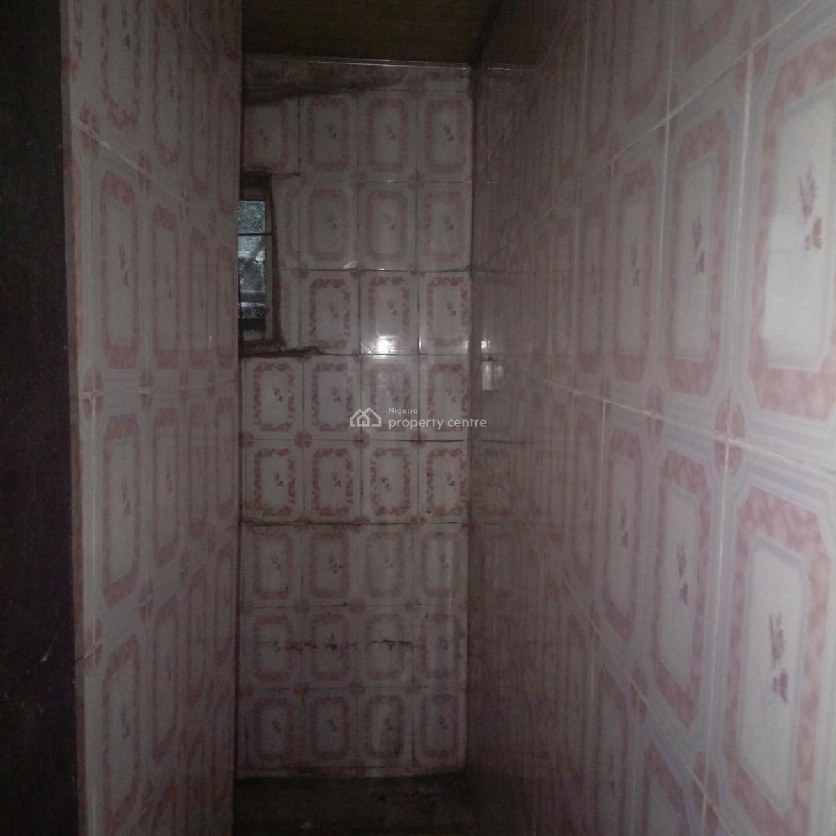 Mini 2 Bedroom Flat Upstairs, Kilo, Surulere, Lagos, Flat / Apartment for Rent