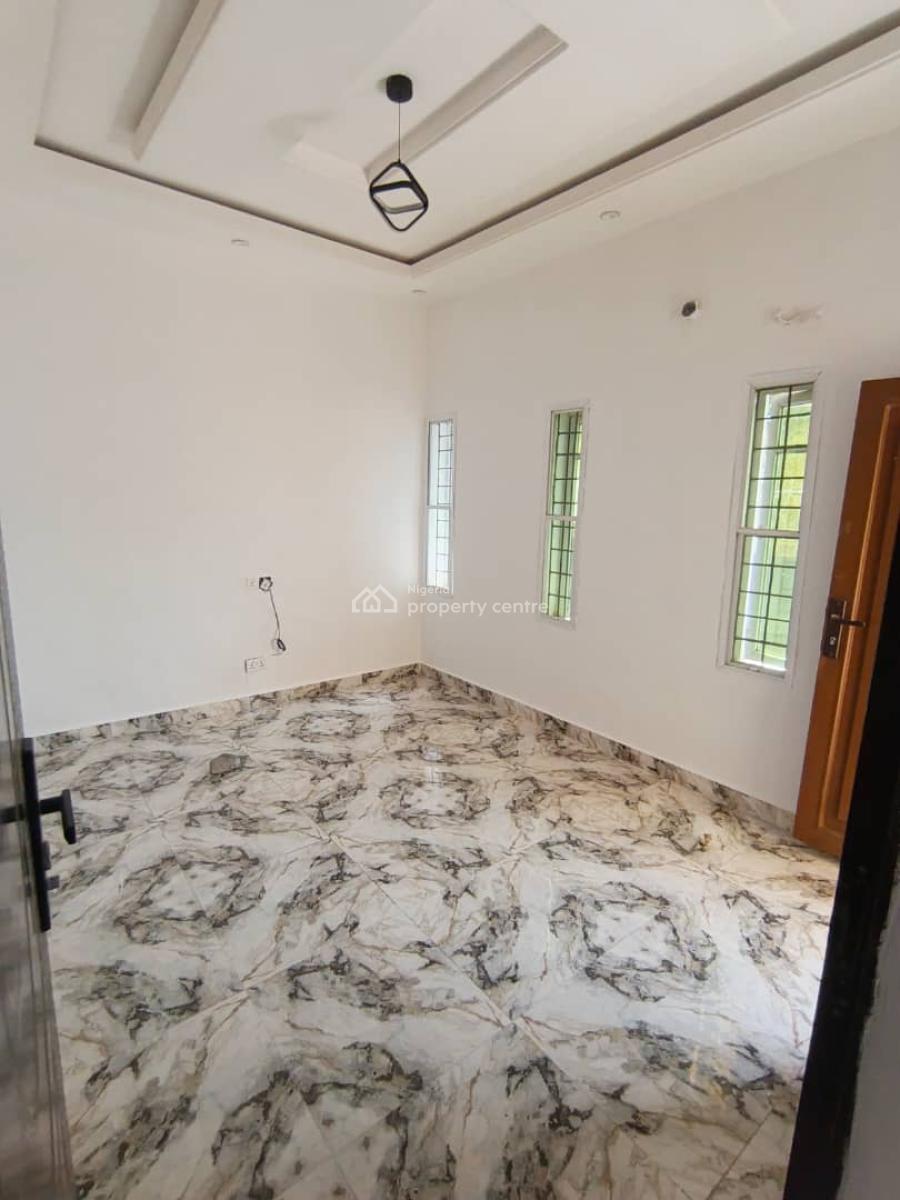 Well Maintained Mini Flat at Sango Tedo., Near Corner Bus Stop Opposite Shoprite, Sangotedo, Ajah, Lagos, Mini Flat (room and Parlour) for Rent