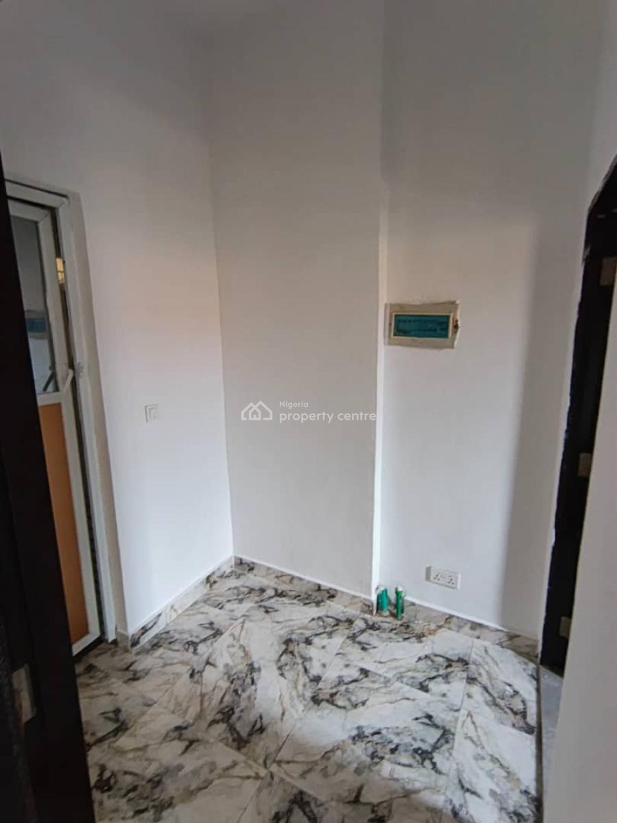 Well Maintained Mini Flat at Sango Tedo., Near Corner Bus Stop Opposite Shoprite, Sangotedo, Ajah, Lagos, Mini Flat (room and Parlour) for Rent