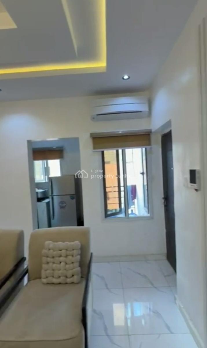 Luxury 2 Bedroom Apartment for 19 Years Lease, Off Pedro Road, Shomolu, Lagos, Flat / Apartment for Sale