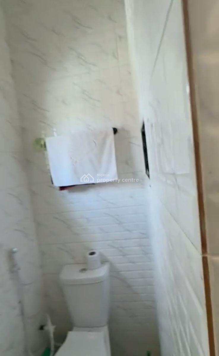 Luxury 2 Bedroom Apartment for 19 Years Lease, Off Pedro Road, Shomolu, Lagos, Flat / Apartment for Sale