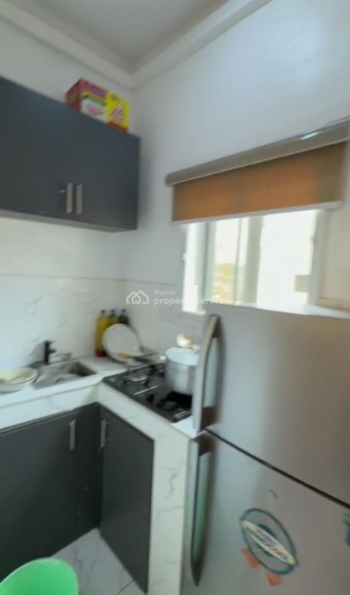 Luxury 2 Bedroom Apartment for 19 Years Lease, Off Pedro Road, Shomolu, Lagos, Flat / Apartment for Sale