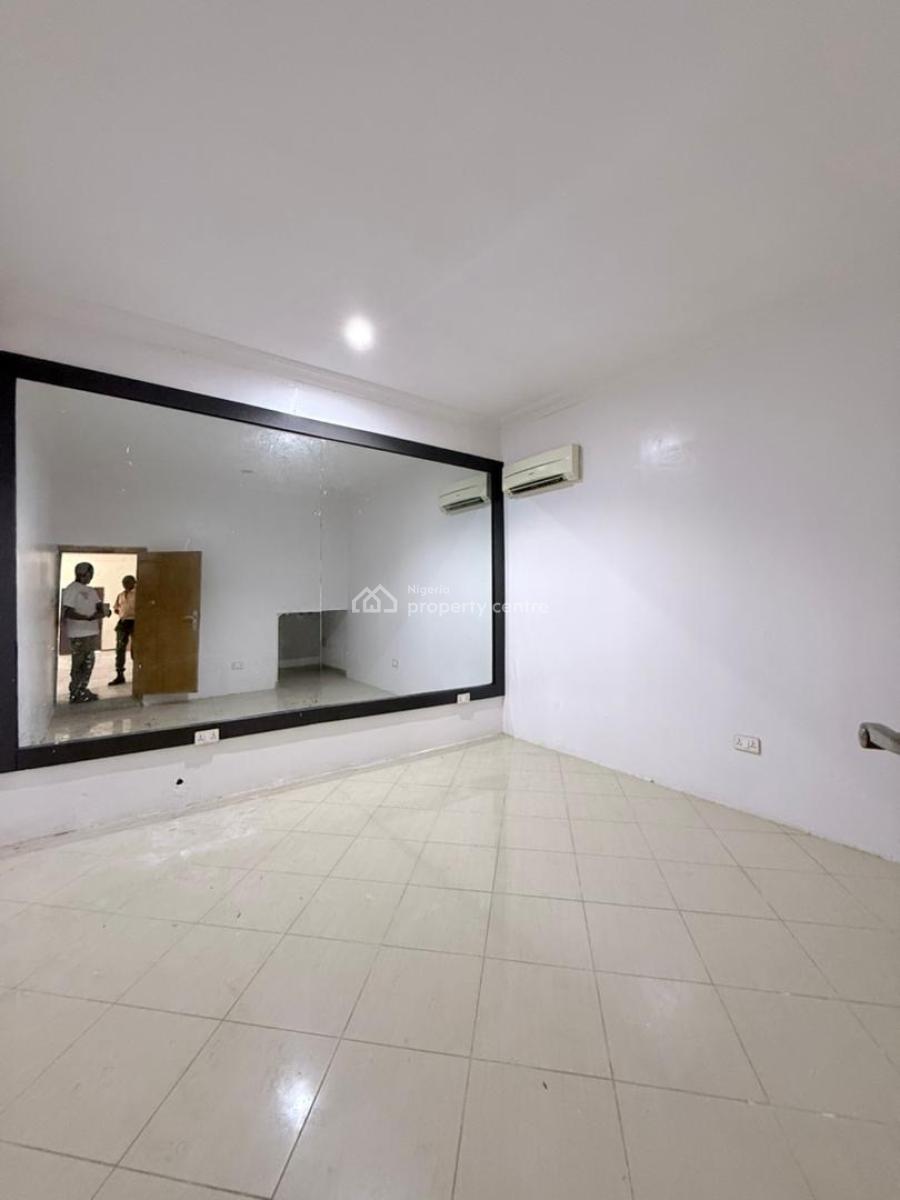 Spacious 4 Bedroom Duplex, Lekki Phase 1, Lekki Phase 1, Lekki, Lagos, Semi-detached Duplex for Rent