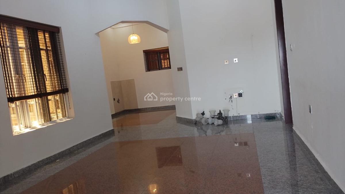 Well Kept 3 Bedroom Apartment with Bq, Swimming Pool and Gym, Ikoyi, Lagos, Flat / Apartment for Rent