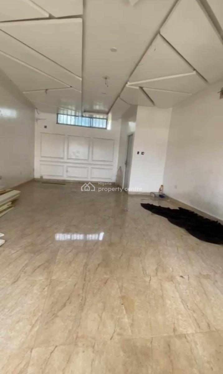 Spacious Standard Decent Shop Space, Gwarinpa, Abuja, Plaza / Complex / Mall for Rent