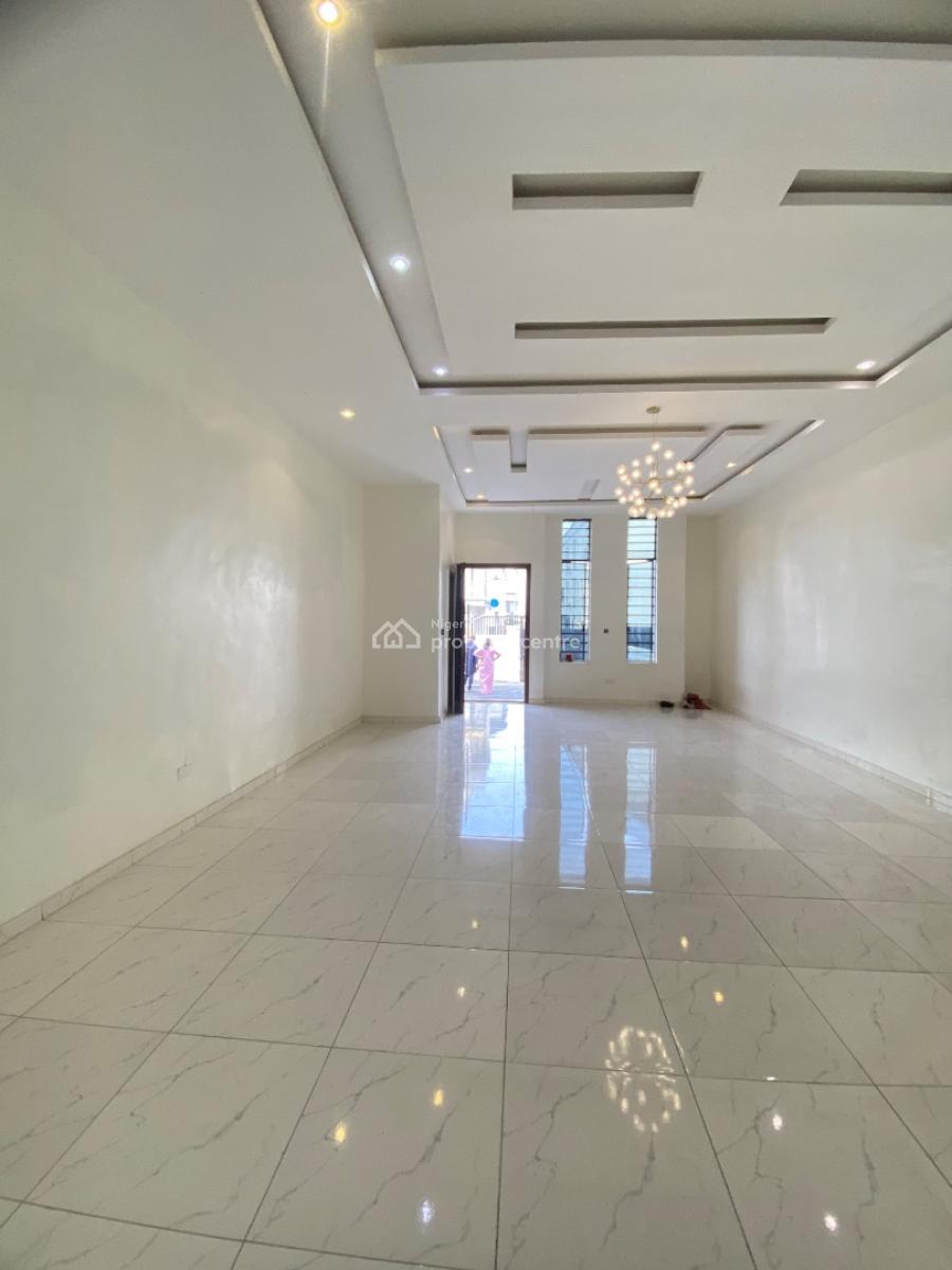 4bedroom Semi Detached Duplex in a Serene Neighborhood, Ikota, Lekki, Lagos, Semi-detached Duplex for Sale