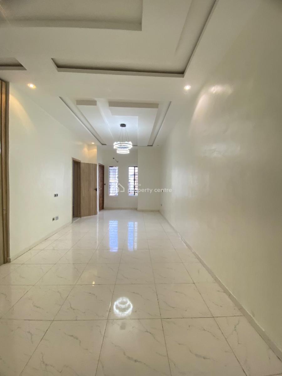 4bedroom Semi Detached Duplex in a Serene Neighborhood, Ikota, Lekki, Lagos, Semi-detached Duplex for Sale