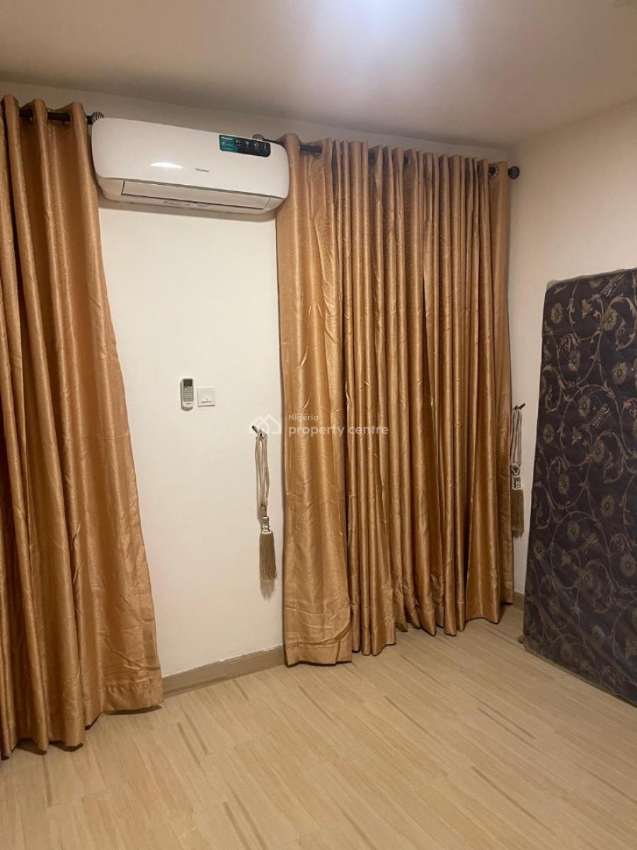 Luxury 4 Bedroom Flat with a Bq, Meadow Hall Road, Lekki Phase 1, Lekki, Lagos, Flat / Apartment for Rent