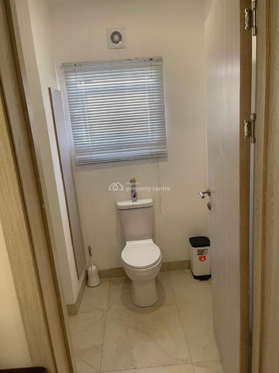 Luxury 4 Bedroom Flat with a Bq, Meadow Hall Road, Lekki Phase 1, Lekki, Lagos, Flat / Apartment for Rent