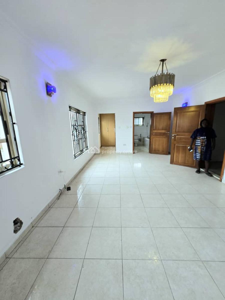 5 Bedroom Semi Detached Duplex  with 2 Rooms Staff Quarters, Parkview Estate, Parkview, Ikoyi, Lagos, Detached Duplex for Rent