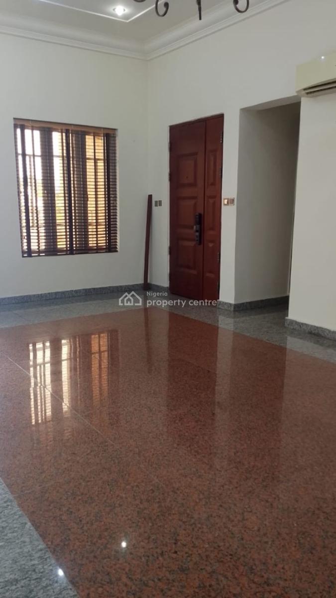 Well Maintained 3 Bedroom Flat with Bq, Fitted Kitchen, Ensuite Rooms,, Ikoyi, Lagos, Flat / Apartment for Rent