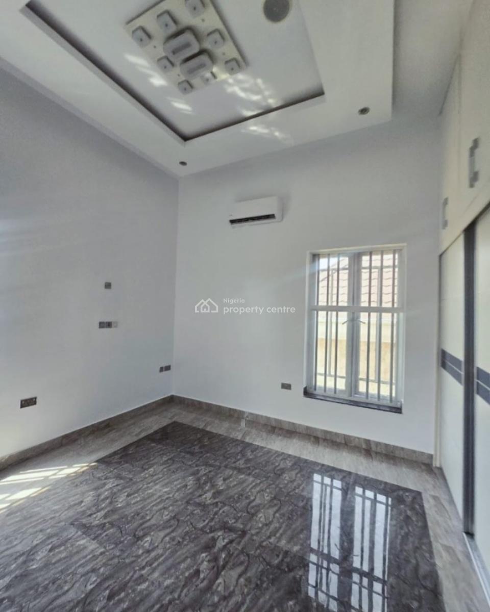 Serviced 3 Bedroom Flat with Bq,fitted Kitchen, Ensuite Rooms, Swimmin, Banana Island, Ikoyi, Lagos, Flat / Apartment for Rent