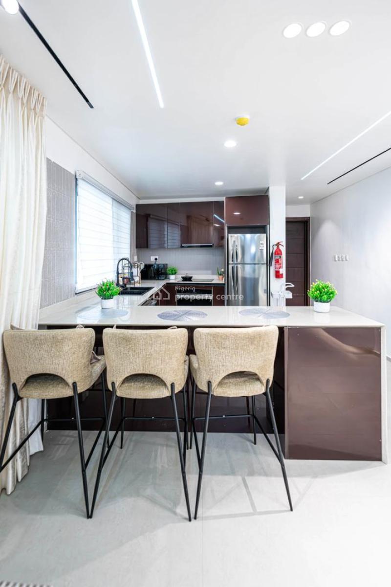 Luxury 1-bedroom Waterfront Apartment, Old Ikoyi, Ikoyi, Lagos, Flat / Apartment Short Let