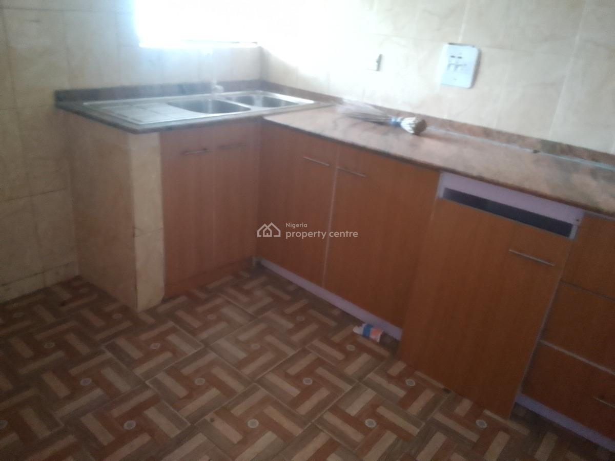 Spacious Luxury 2 Bedroom Flat with Excellent Features, Chinese Estate Road, Ogombo, Ajah, Lagos, Flat / Apartment for Rent