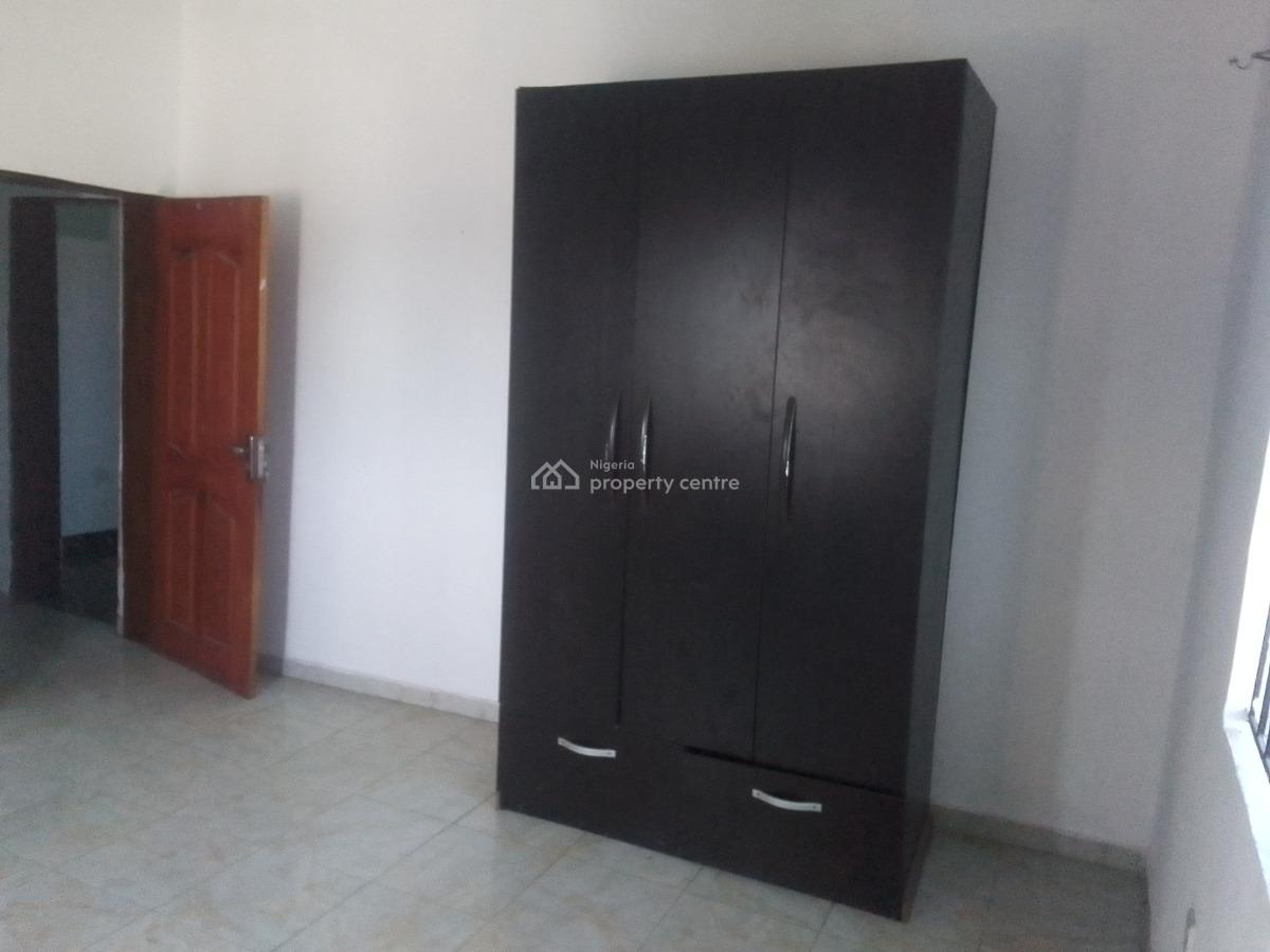 Spacious Luxury 2 Bedroom Flat with Excellent Features, Chinese Estate Road, Ogombo, Ajah, Lagos, Flat / Apartment for Rent