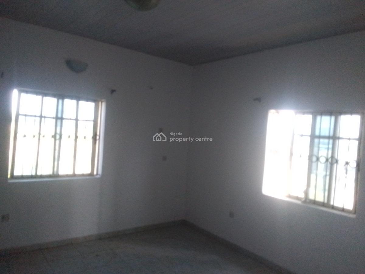 Spacious Luxury 2 Bedroom Flat with Excellent Features, Chinese Estate Road, Ogombo, Ajah, Lagos, Flat / Apartment for Rent