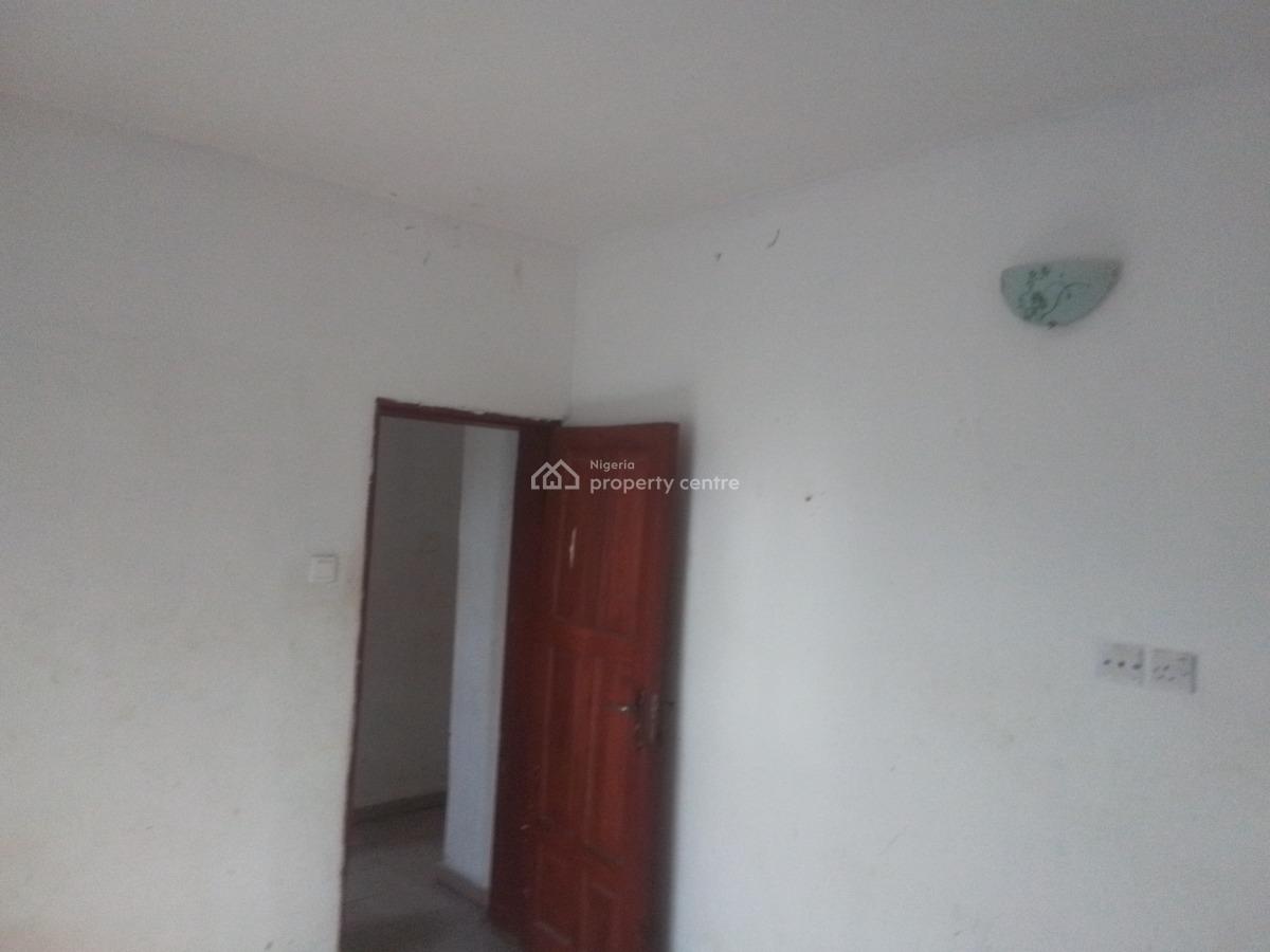 Spacious Luxury 1 Bedroom Flat with Excellent Features, Chinese Estate Rd, Ogombo, Ajah, Lagos, Mini Flat (room and Parlour) for Rent