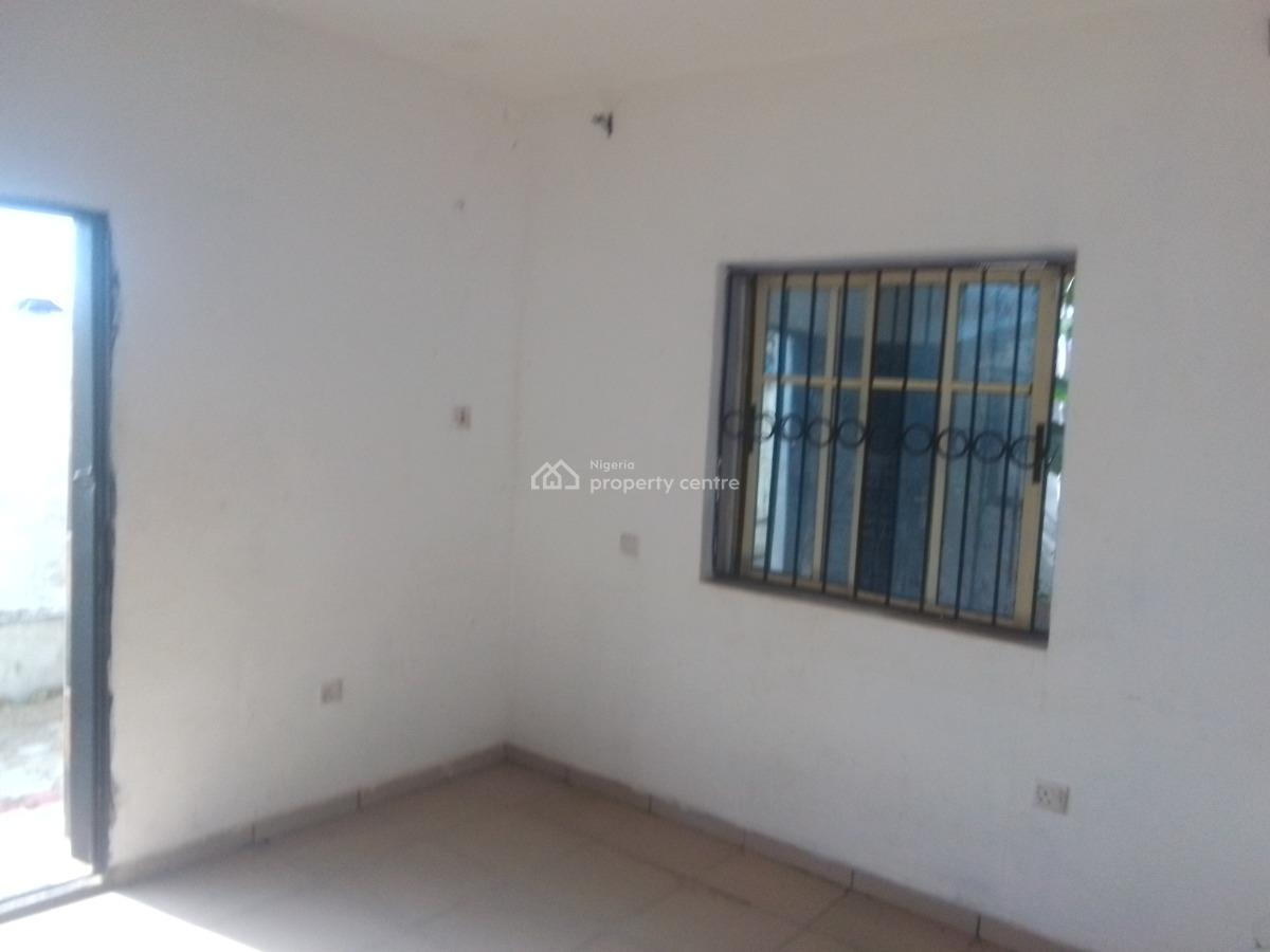 Spacious Luxury 1 Bedroom Flat with Excellent Features, Chinese Estate Rd, Ogombo, Ajah, Lagos, Mini Flat (room and Parlour) for Rent