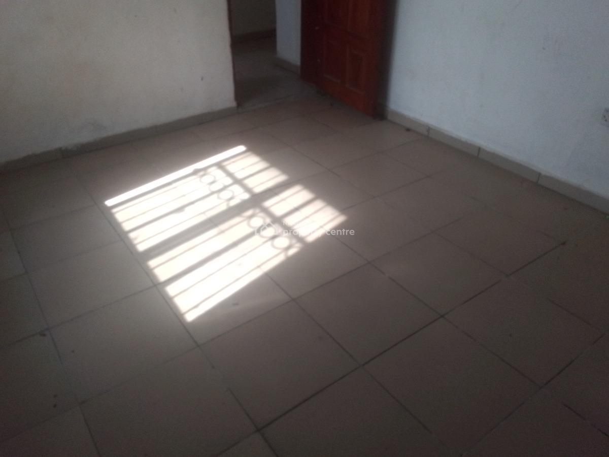 Spacious Luxury 1 Bedroom Flat with Excellent Features, Chinese Estate Rd, Ogombo, Ajah, Lagos, Mini Flat (room and Parlour) for Rent