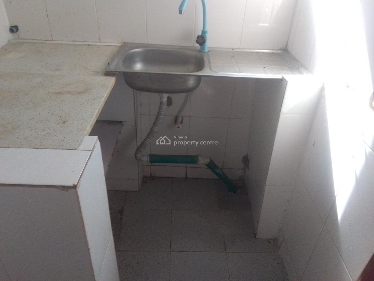 Spacious Luxury 1 Bedroom Flat with Excellent Features, Chinese Estate Rd, Ogombo, Ajah, Lagos, Mini Flat (room and Parlour) for Rent