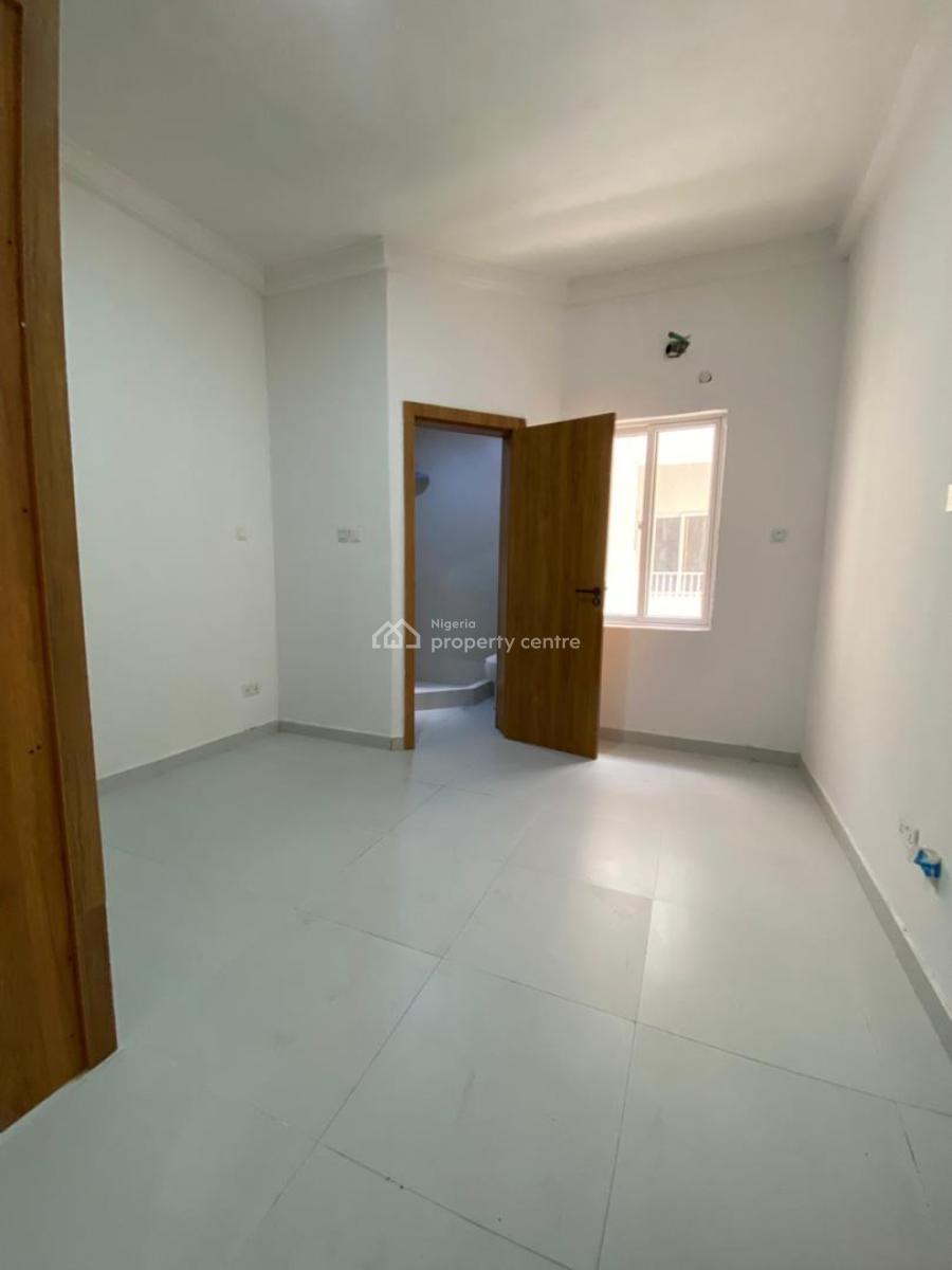 Brand New Service 2 Bedrooms, Off Osapa, Lekki, Lagos, House for Rent