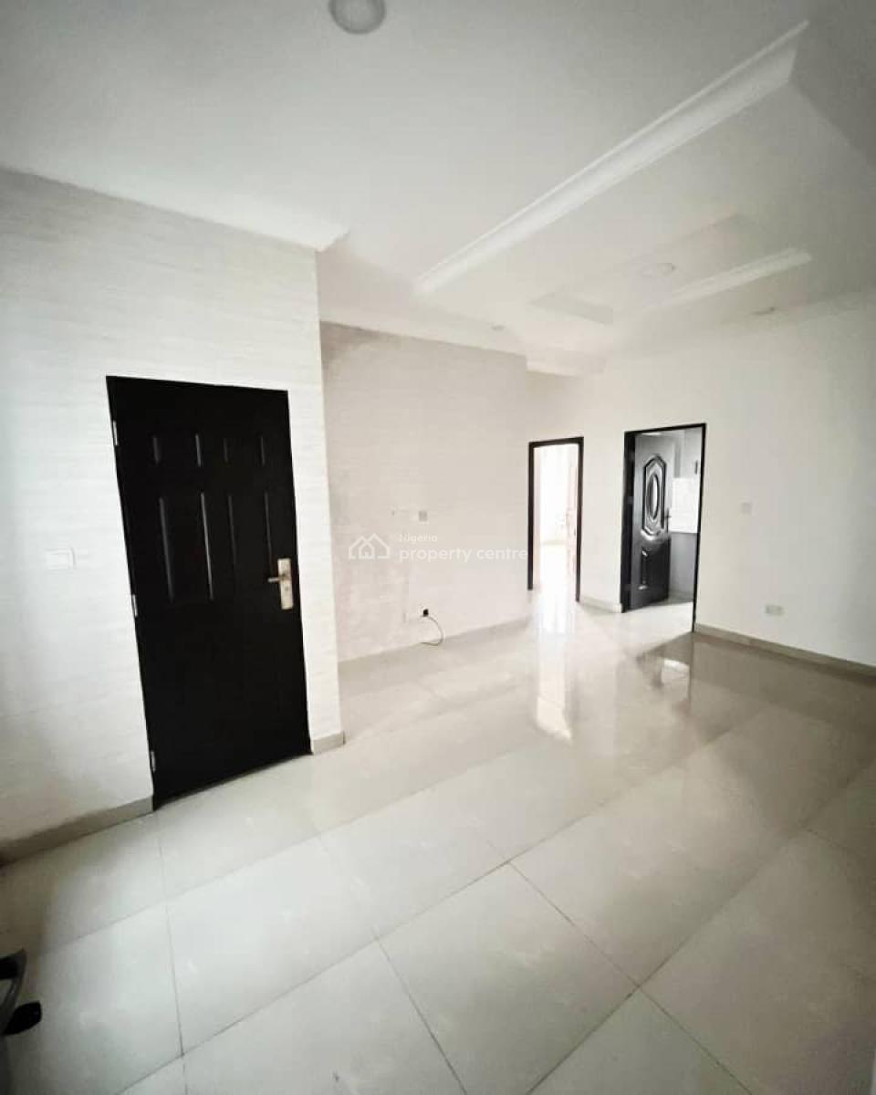 Serviced  3-bedroom Apartment, Ikota, Lekki, Lagos, Flat / Apartment for Sale